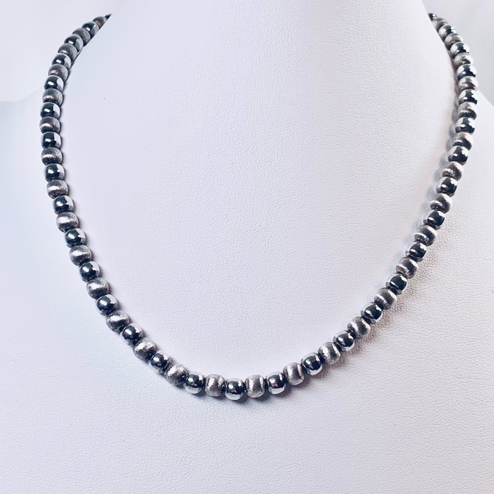 Gorgeous Vintage Sterling Silver Polished & Matte Beaded Toggle Clasp Necklace